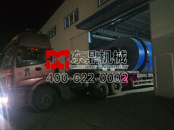 日產100噸生物質燃燒機連夜發(fā)貨